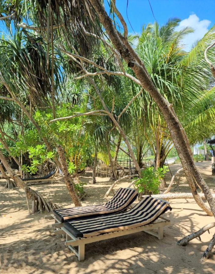 Golden Beach Paradise Тангалла Экстерьер фото