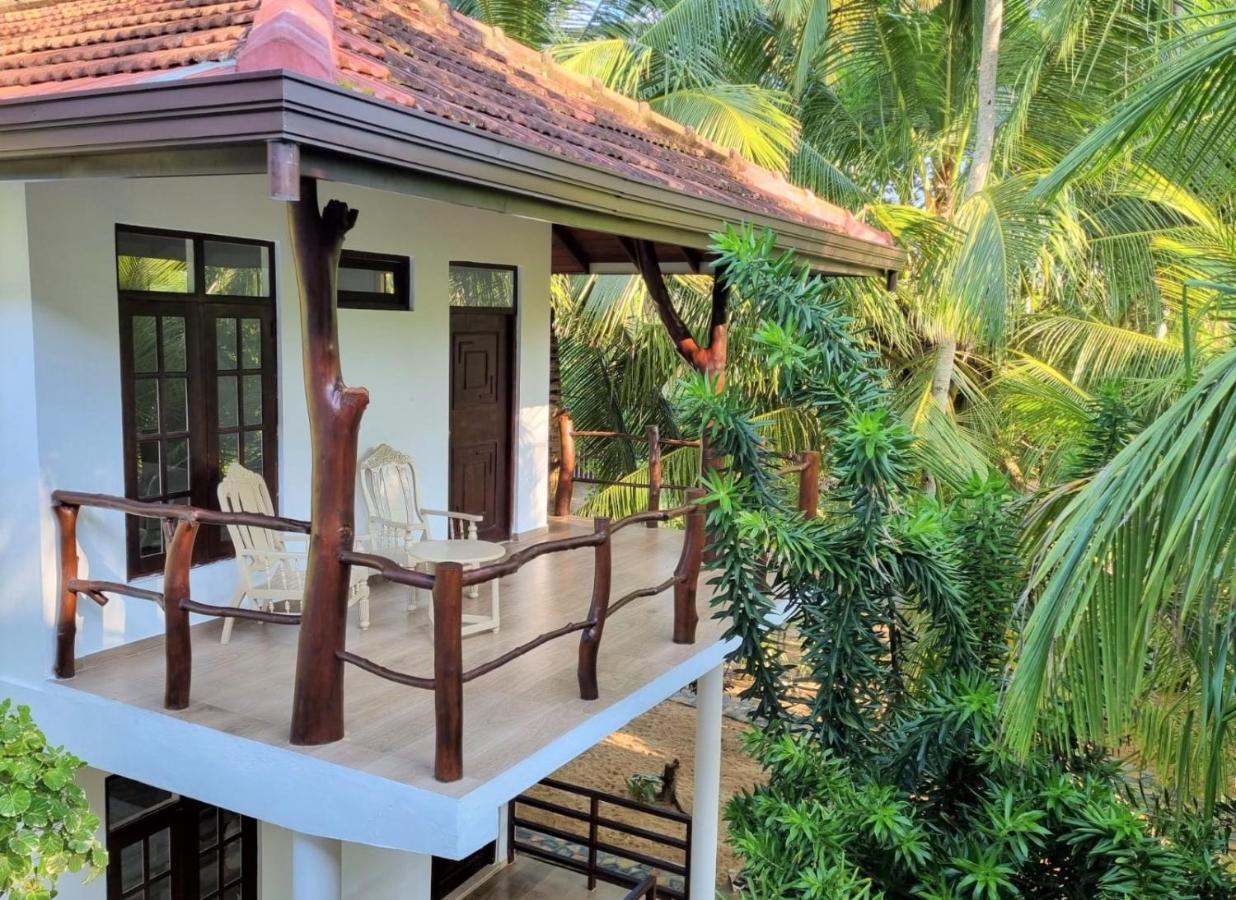 Golden Beach Paradise Тангалла Экстерьер фото