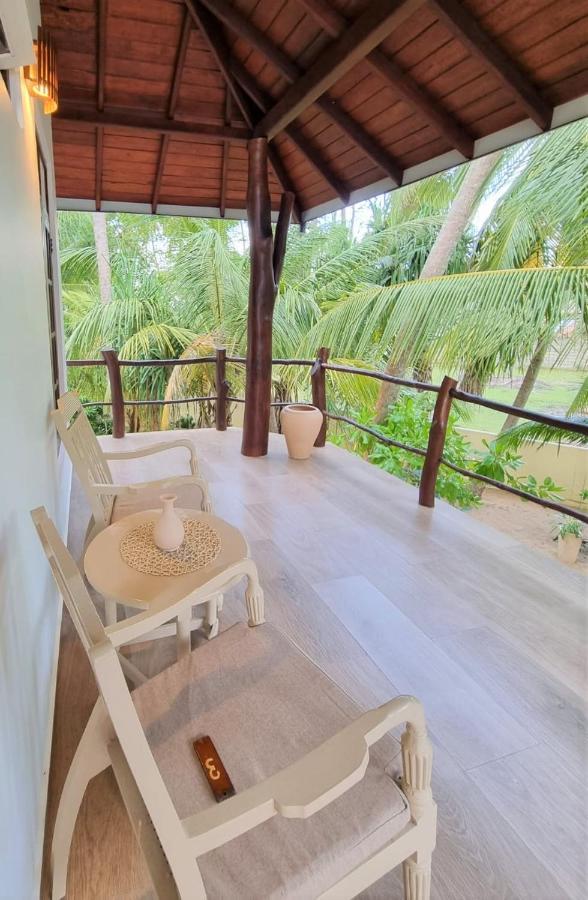 Golden Beach Paradise Тангалла Экстерьер фото